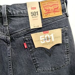 NWT Levi's 501 Skinny fit Black jeans size 30
